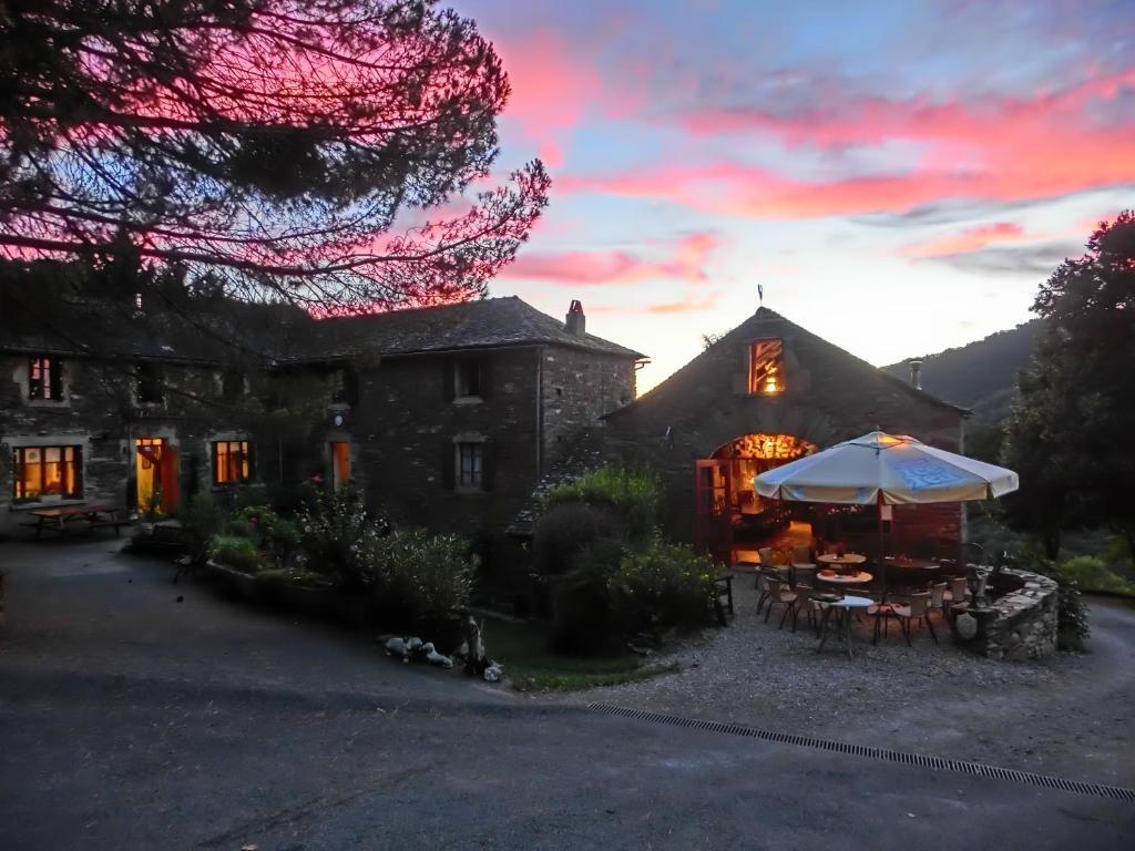 Hotel Domaine La Libaudie La Bastide-Solages Zewnętrze zdjęcie